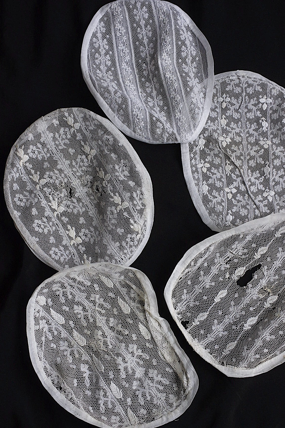 アンティークレーク　dentelle anciennne 　ボネ装飾レース4　素材用