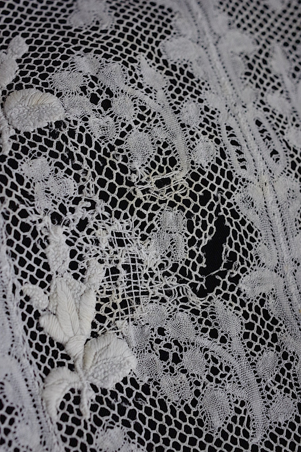 アンティークレーク　dentelle anciennne 　ボネ装飾レース4　素材用