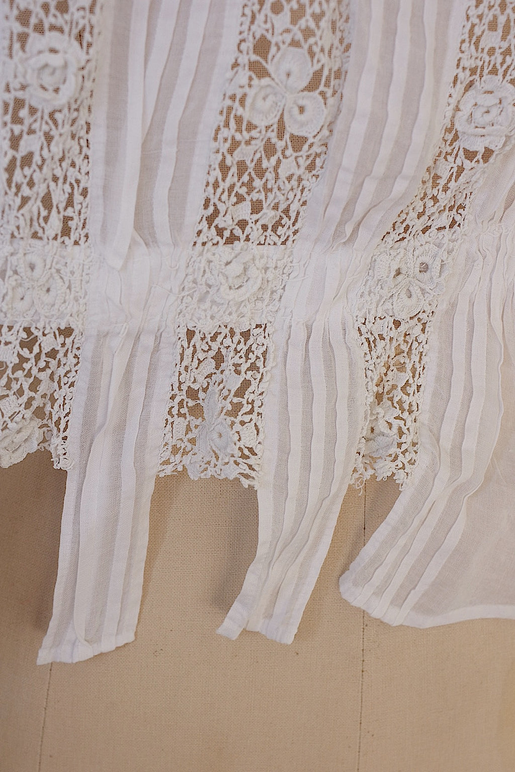 アンティークレースブラウス　vêtement　antiqueblouse　1