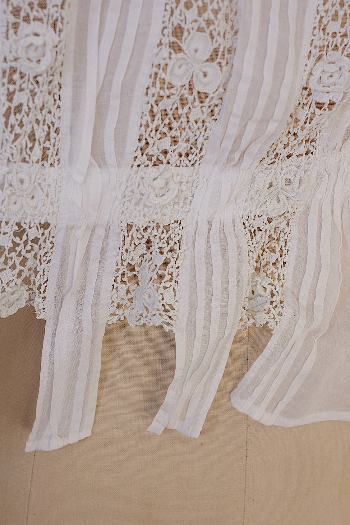 アンティークレースブラウス　vêtement　antiqueblouse　1