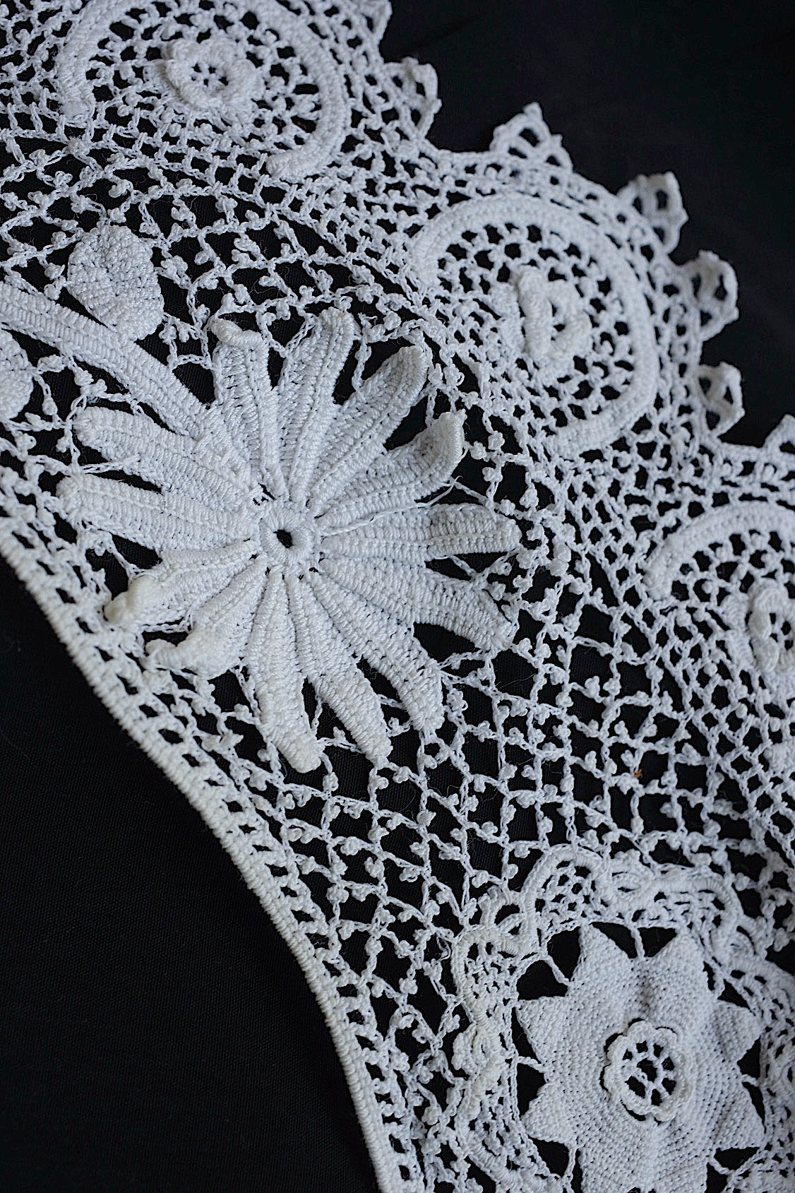 アンティークレーク襟とレース　dentelle anciennne  lots2