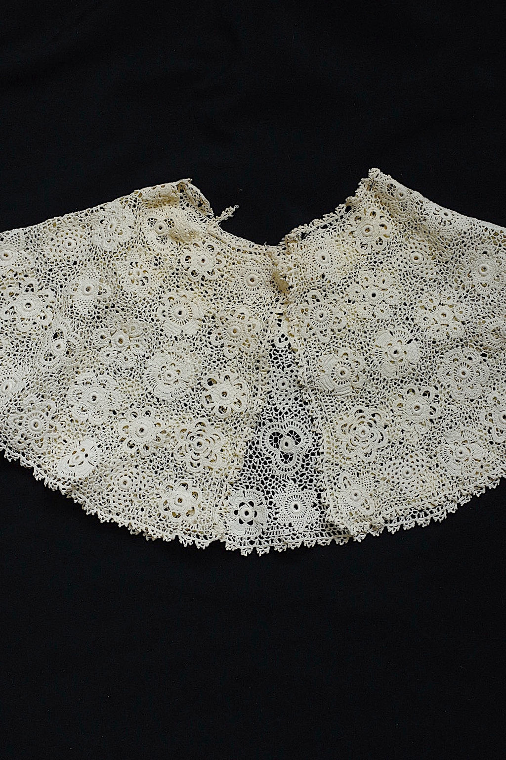 アンティークレース襟　dentelle anciennne クロシェレース襟
