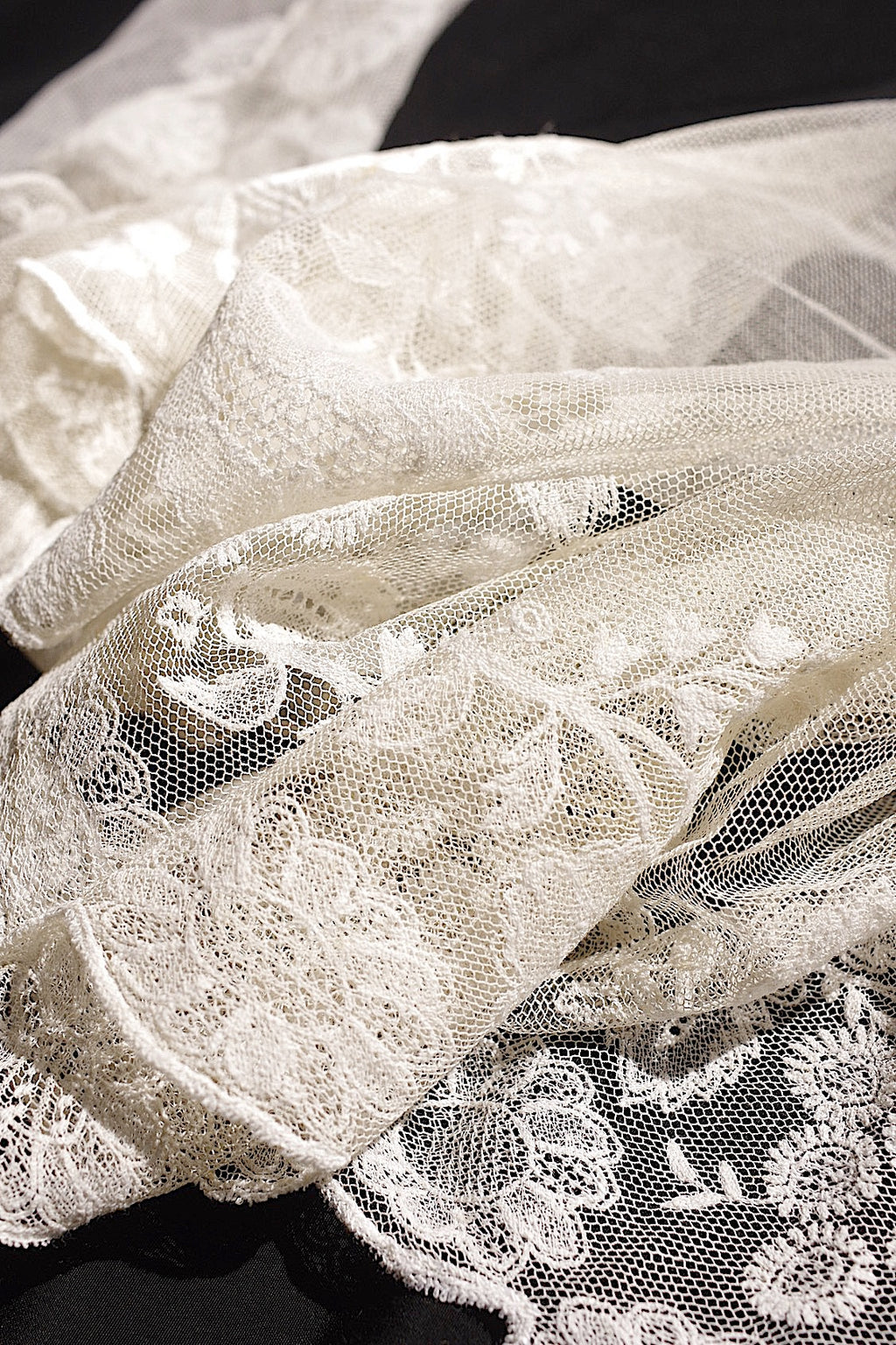 アンティークレース　dentelle ancienne 220cm 260cm