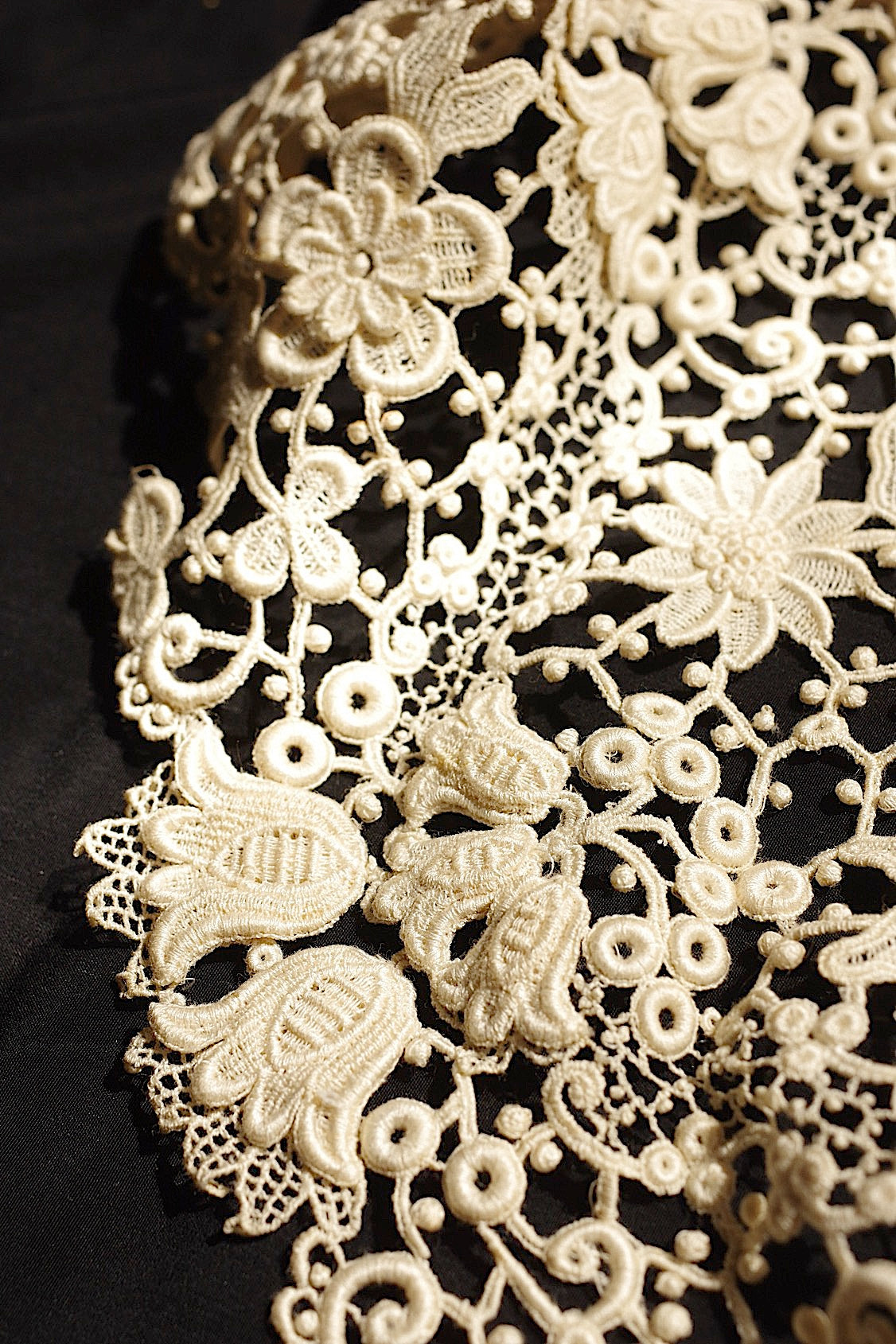 ヴィンテージレース　dentelle vintage 110cm