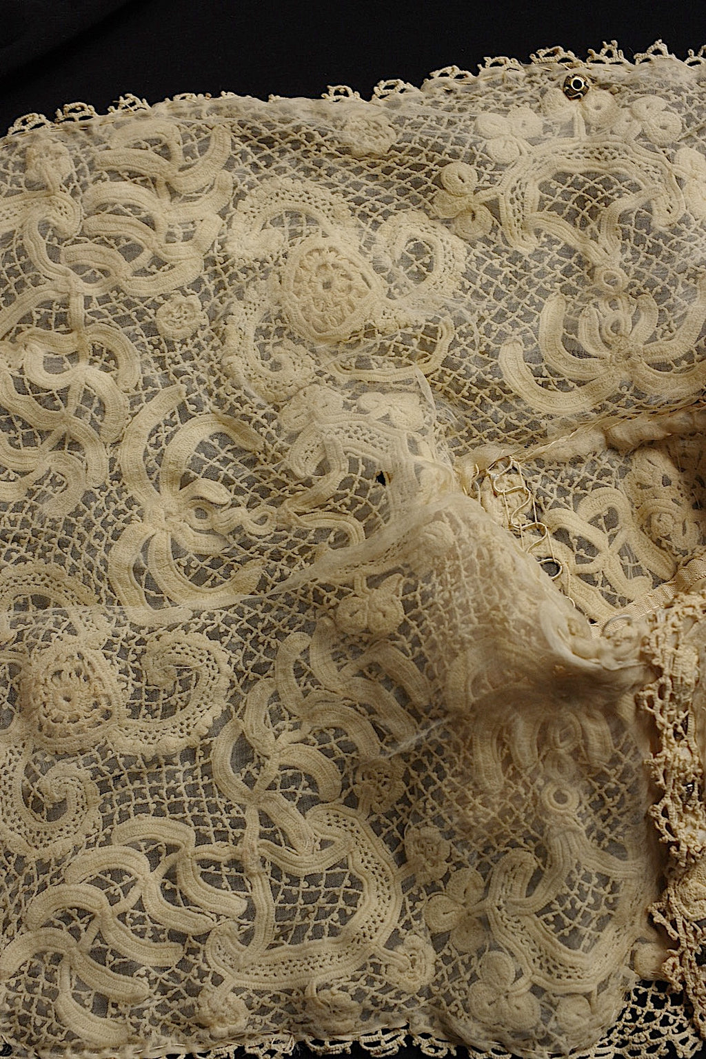 アンティークレース　dentelle ancienne　襟3
