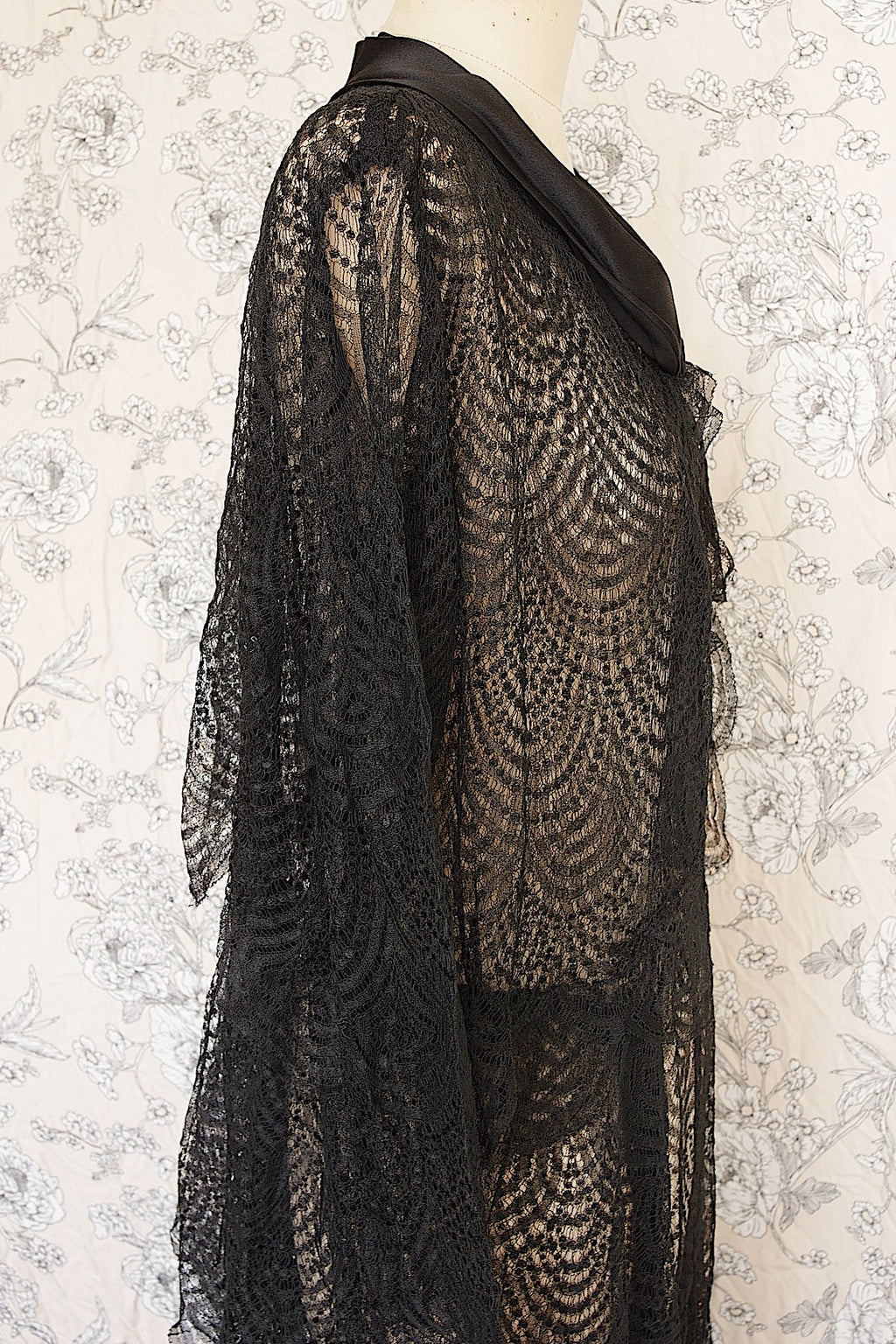 アンティークドレス　vêtement antique レースドレス