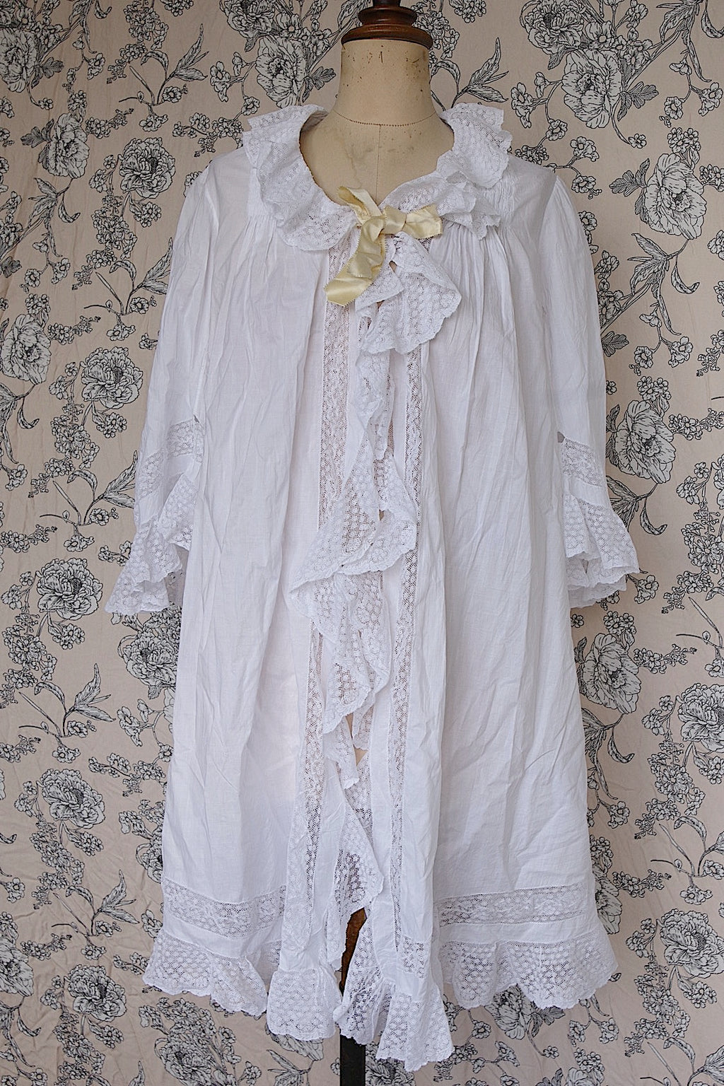 アンティークレース羽織　vêtement antique