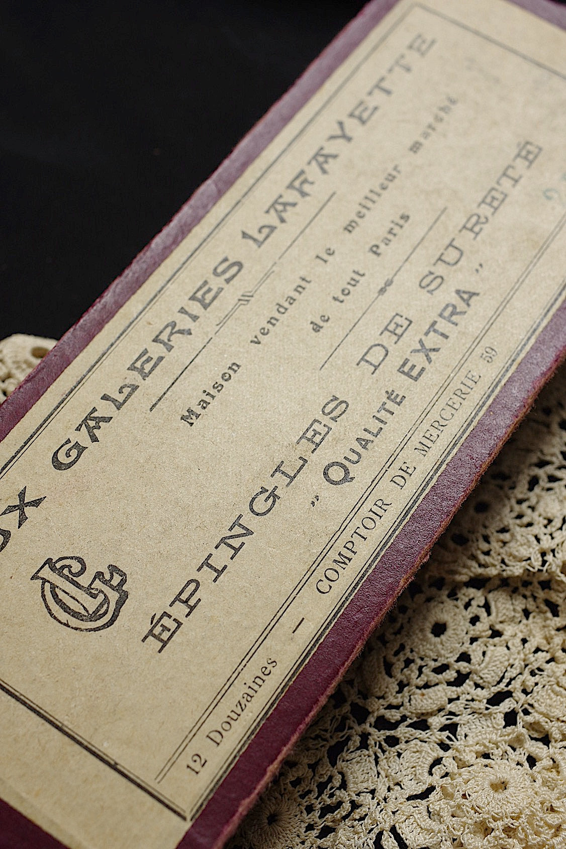 アンティークレース　dentelle ancienne モチーフ箱入り