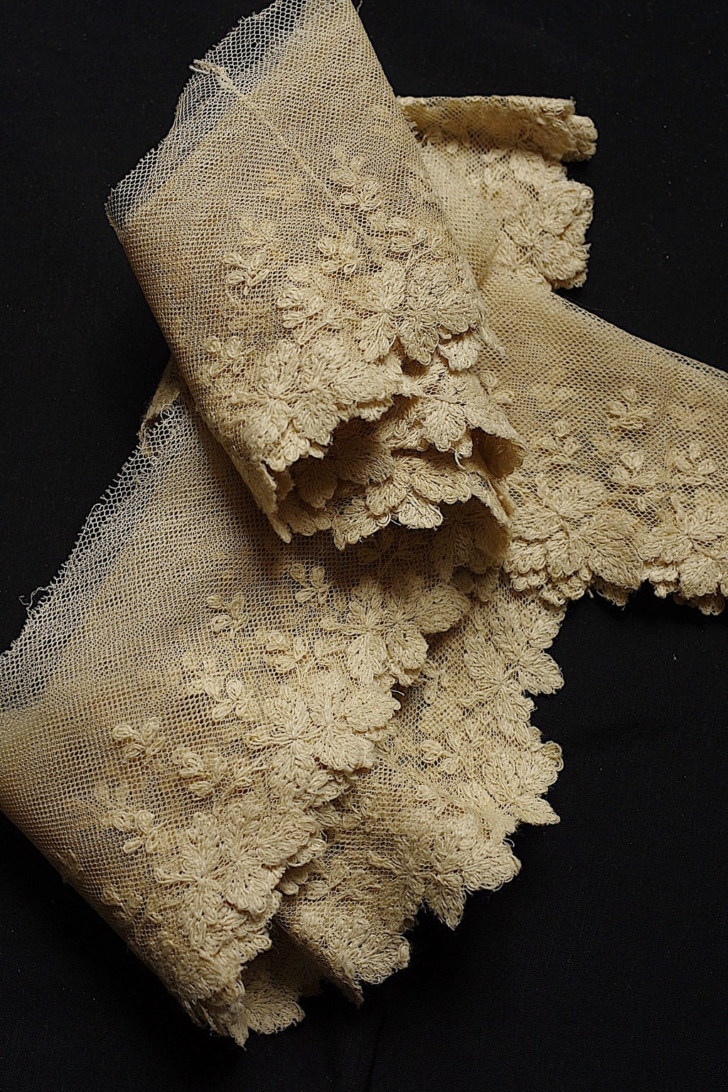 アンティークレース　dentelle ancienne 350cm