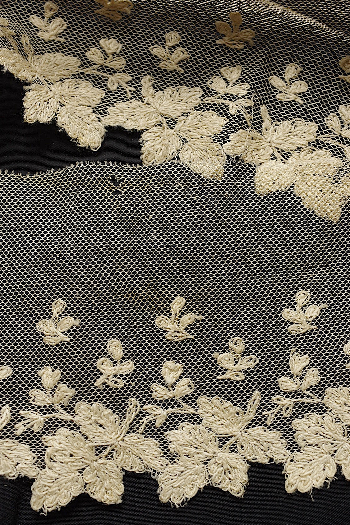 アンティークレース　dentelle ancienne 350cm