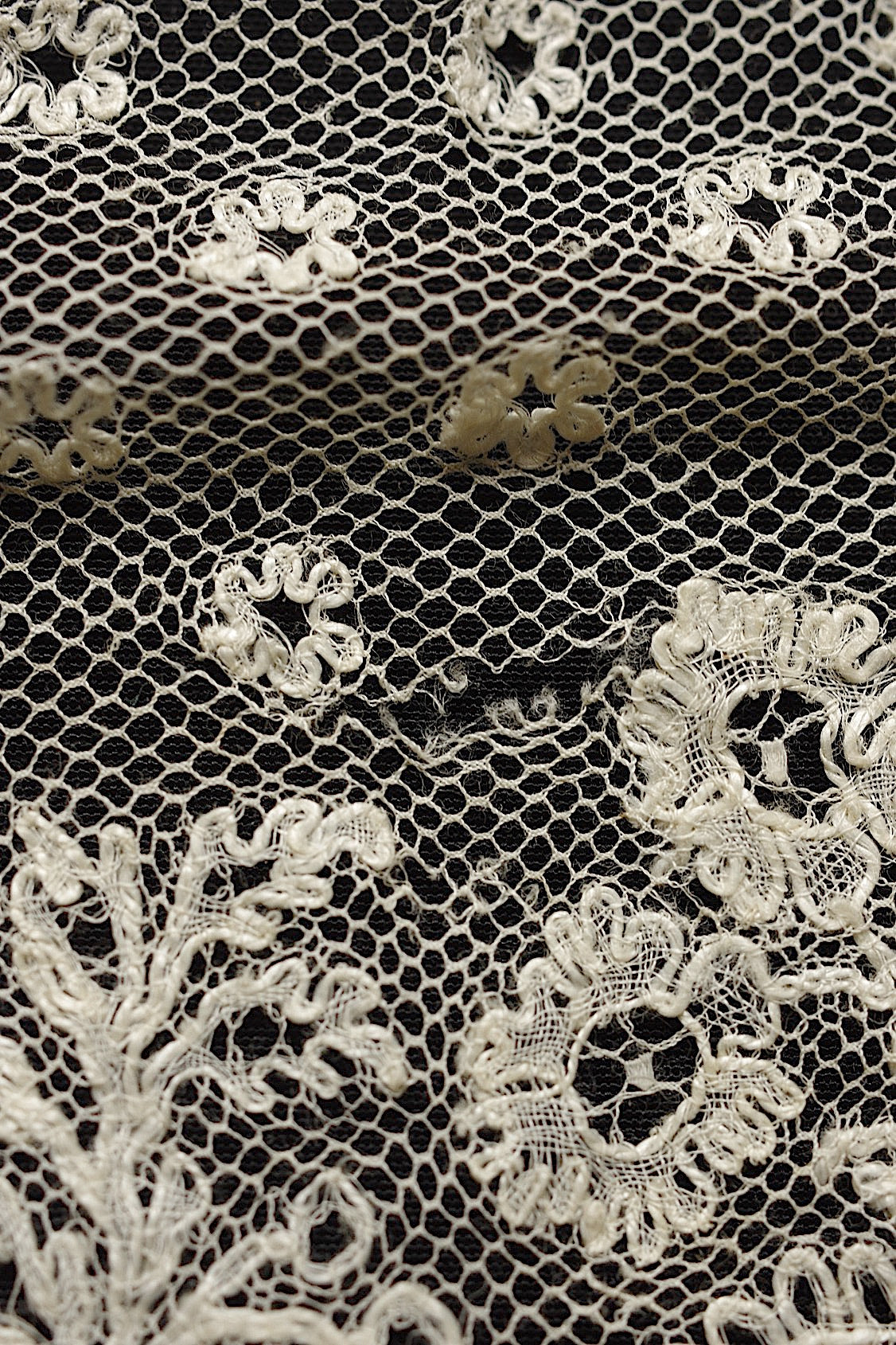 アンティークレース　dentelle ancienne　90cm 45cm 43cm