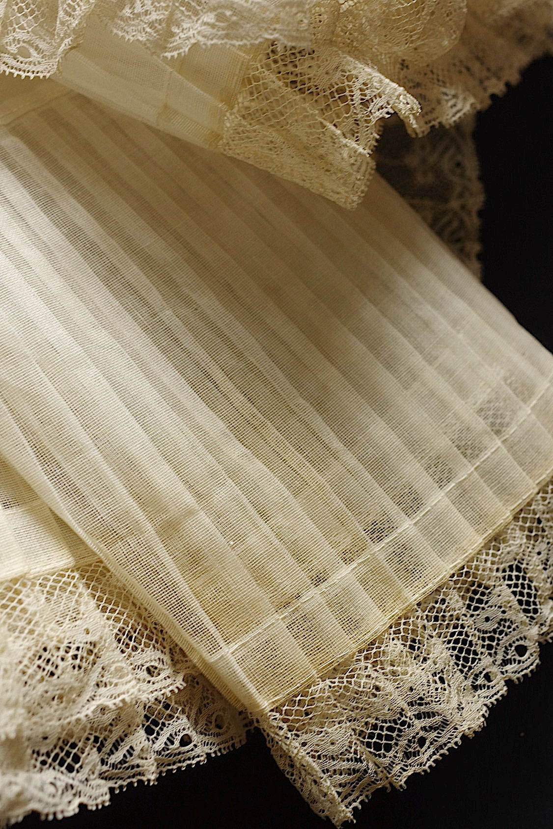 アンティークレース　dentelle ancienne　プリーツ　330cm