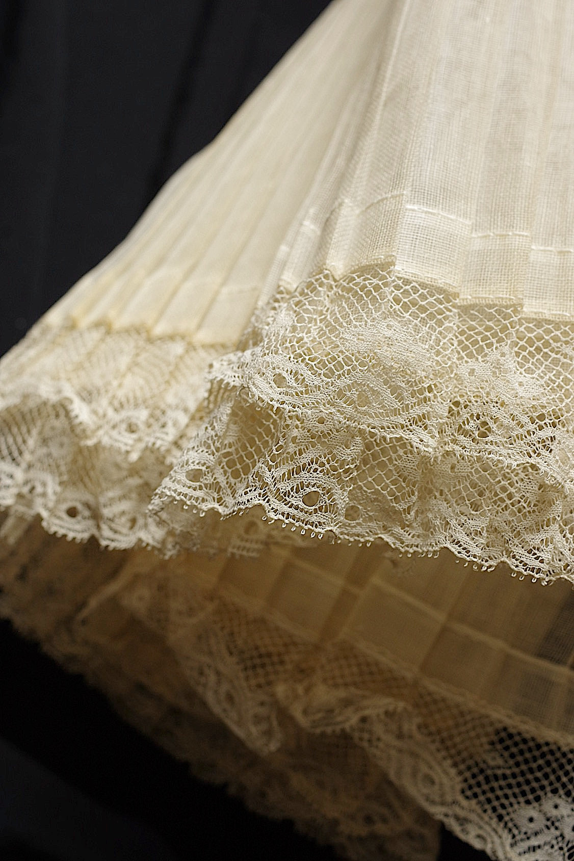 アンティークレース　dentelle ancienne　プリーツ　330cm