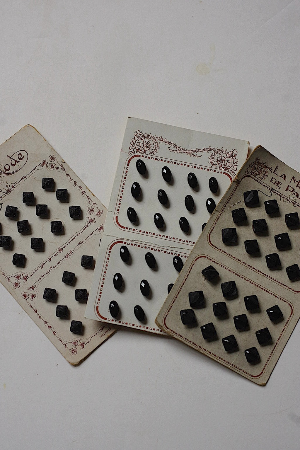 アンティークボタン　bouton antique