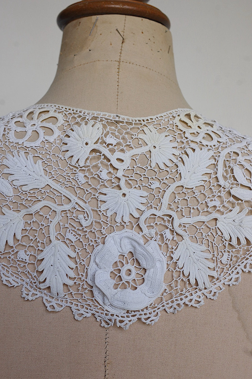 アンティークレース　dentelle ancienne レース襟1