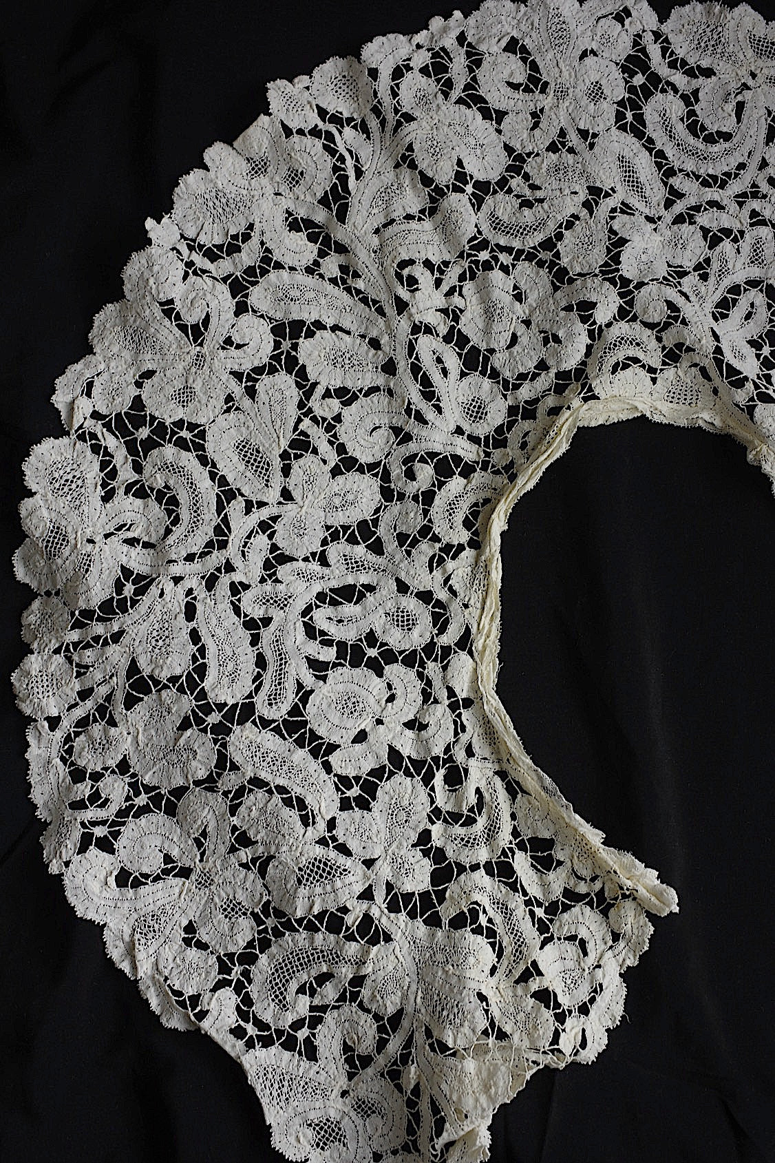アンティークレース antique lace la dentelle - .FR a l'epoque