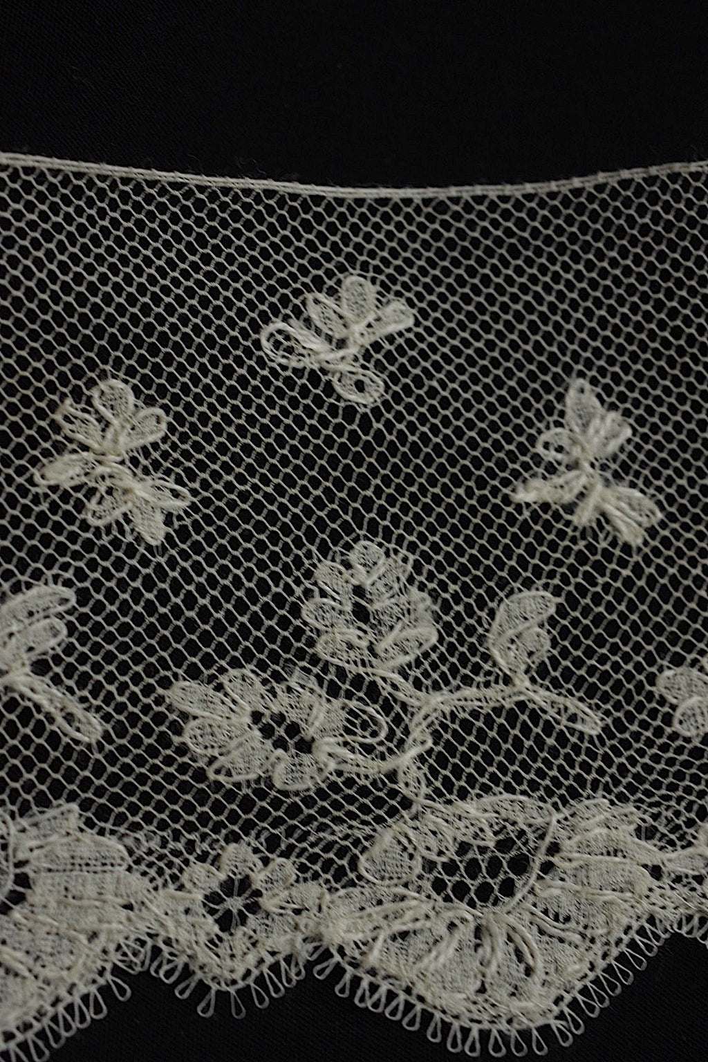 アンティークレース　dentelle ancienne 310cm
