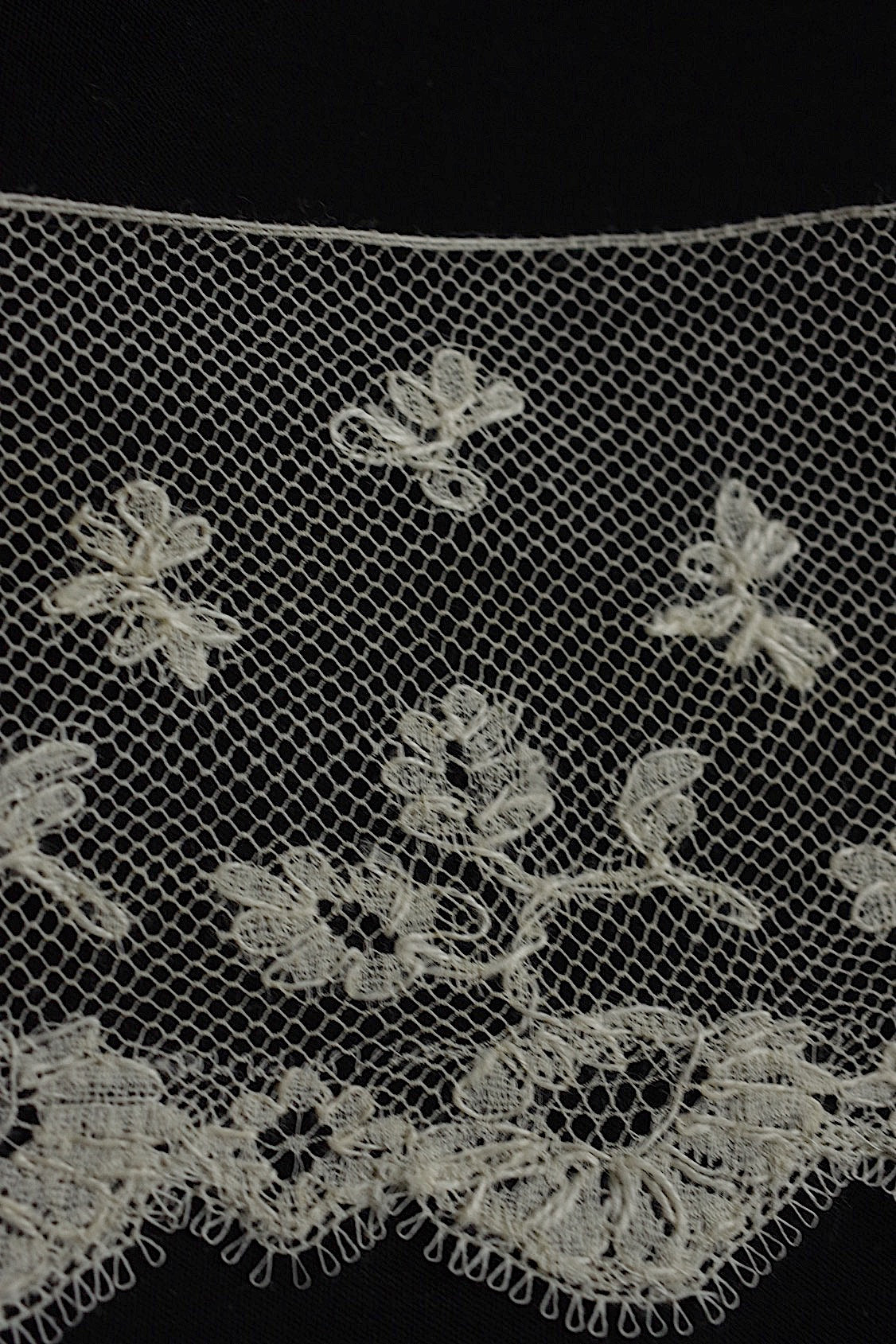 アンティークレース　dentelle ancienne 310cm