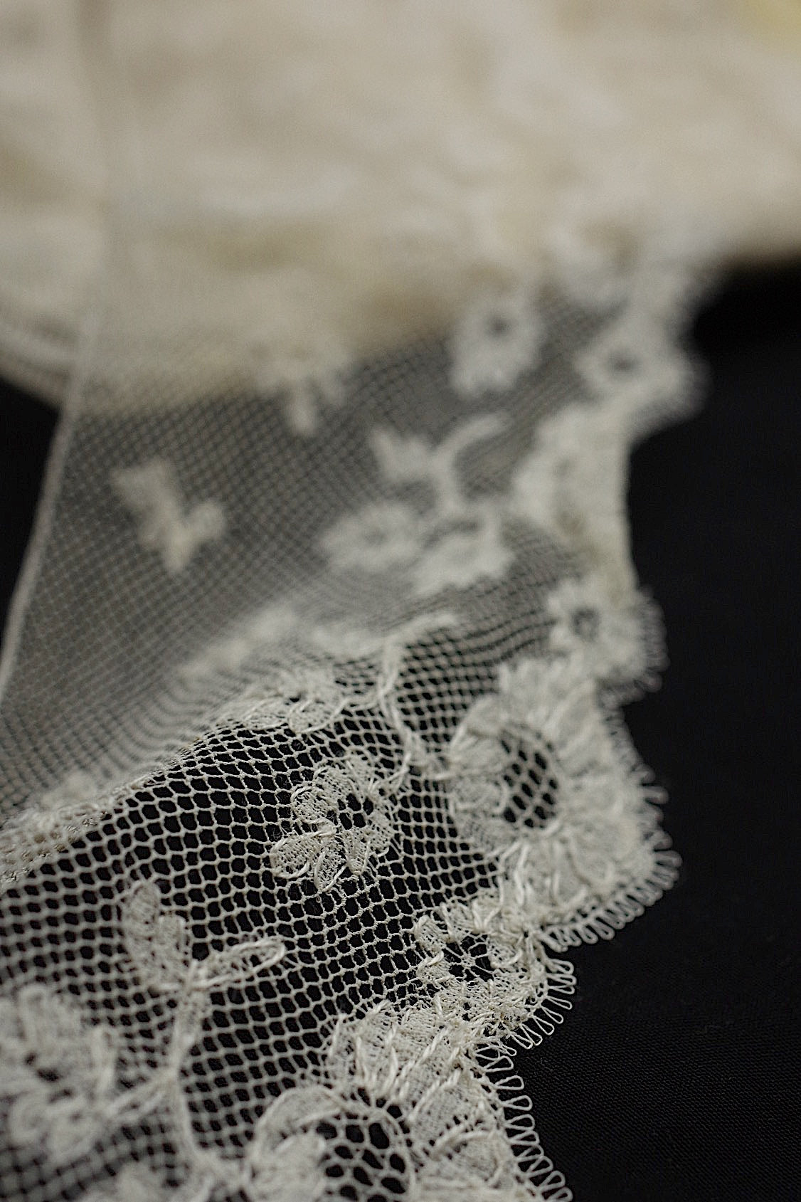 アンティークレース antique lace la dentelle - .FR a l'epoque