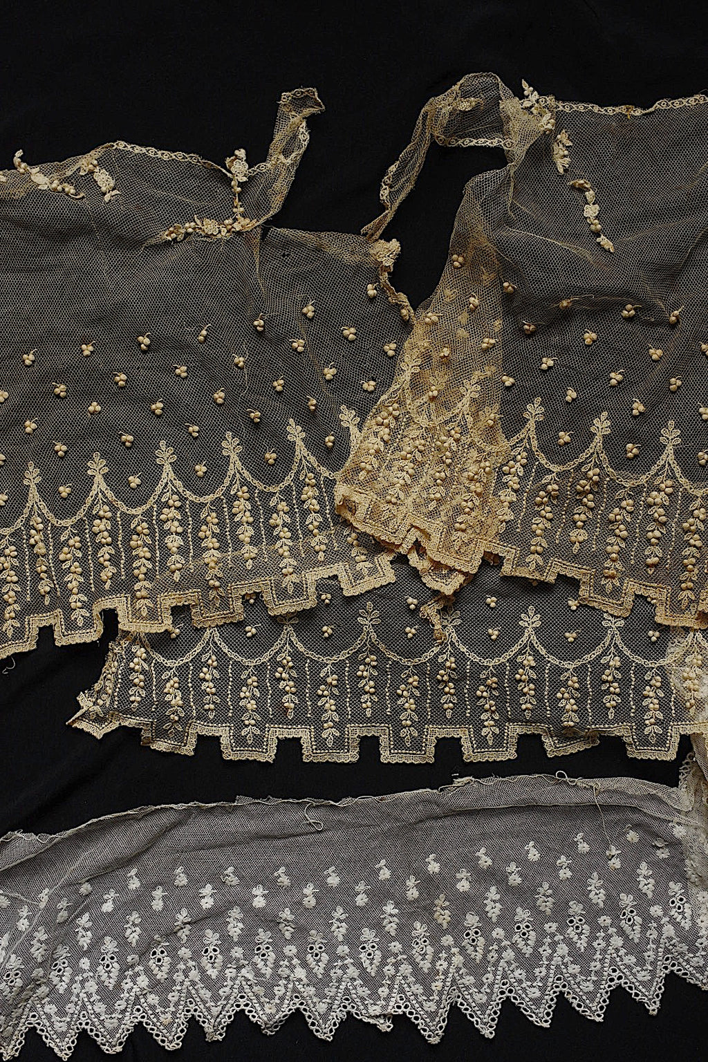 アンティークレース　dentelle ancienne　素材用