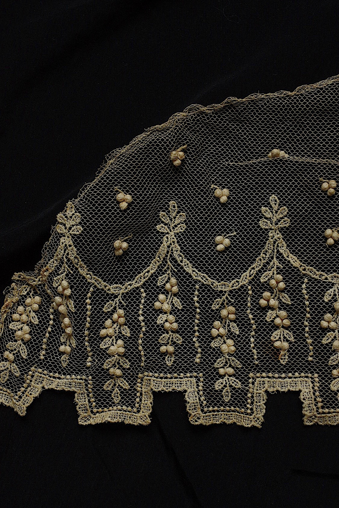 アンティークレース　dentelle ancienne　素材用