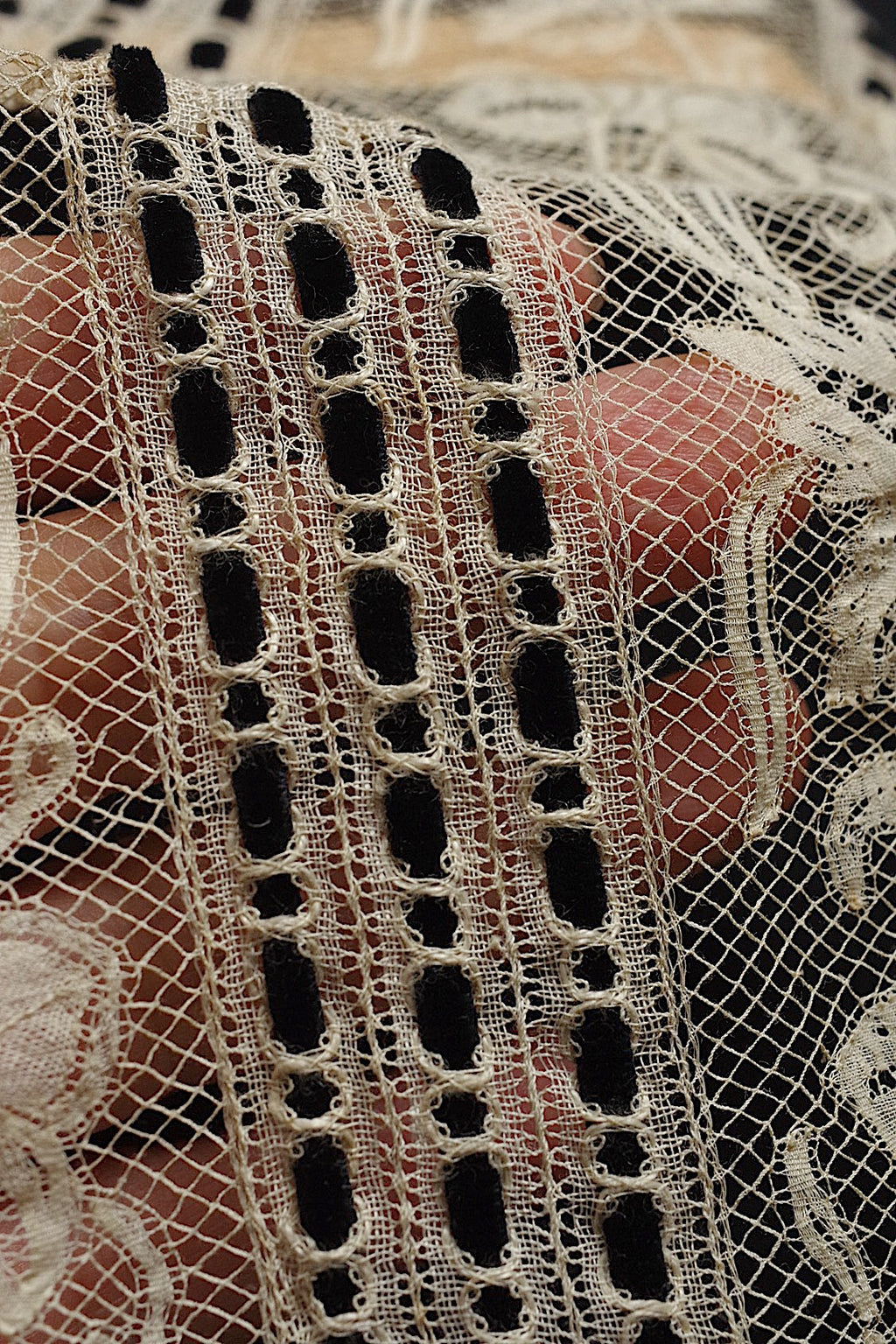 アンティークレース　dentelle ancienne　端切れ　素材用