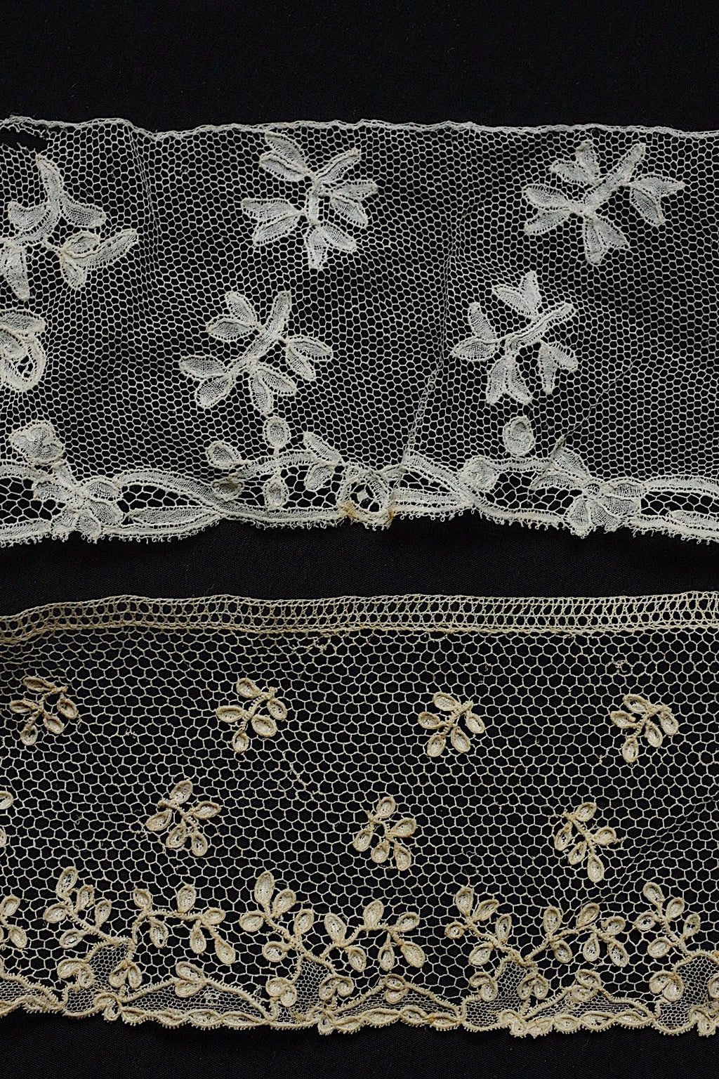 アンティークレース　dentelle ancienne　２種