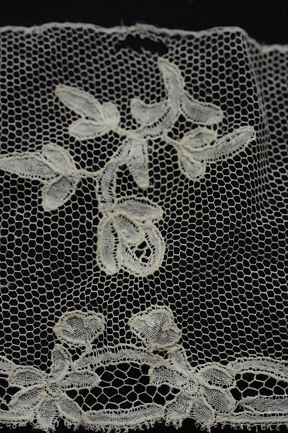 アンティークレース　dentelle ancienne　２種