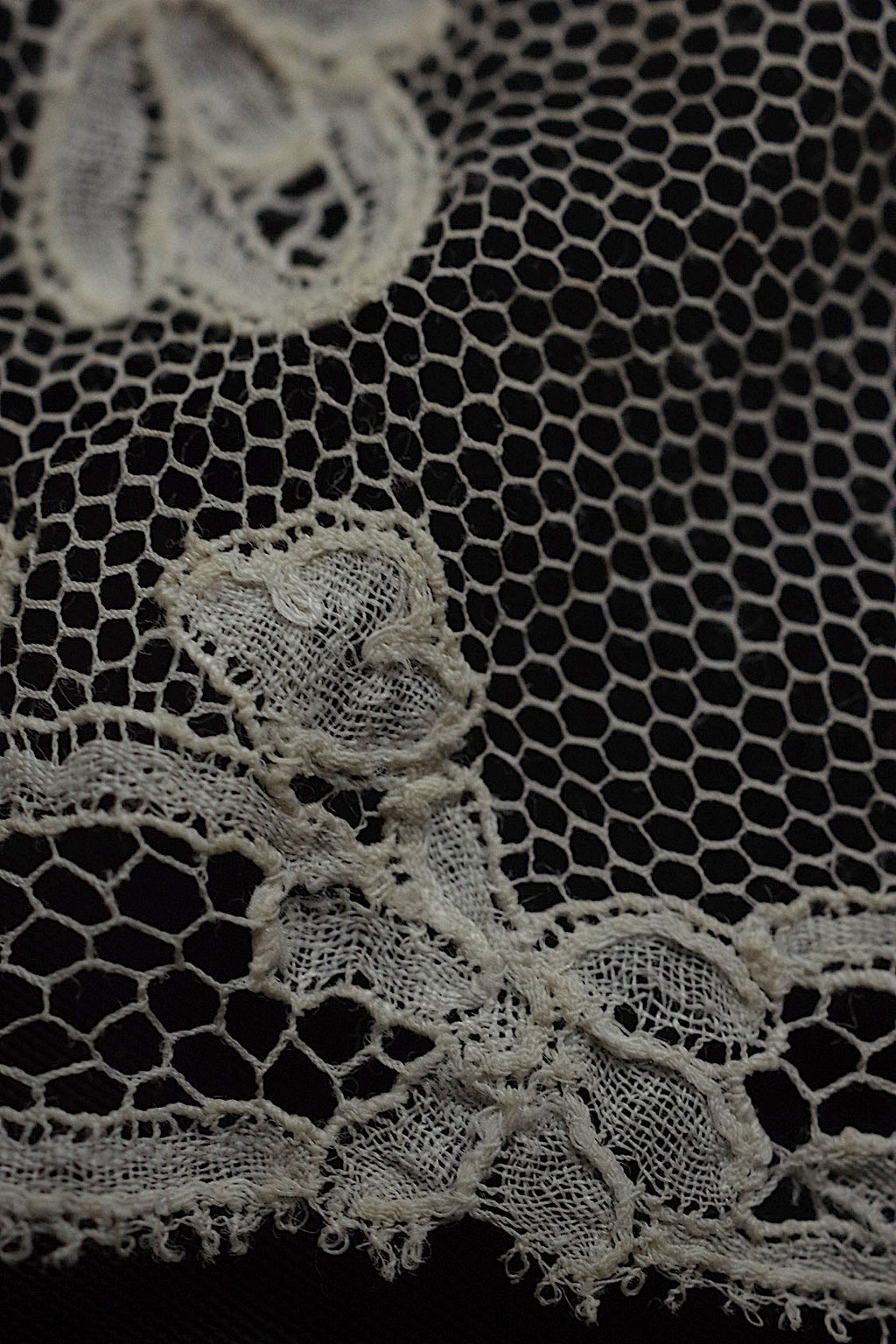 アンティークレース　dentelle ancienne　２種