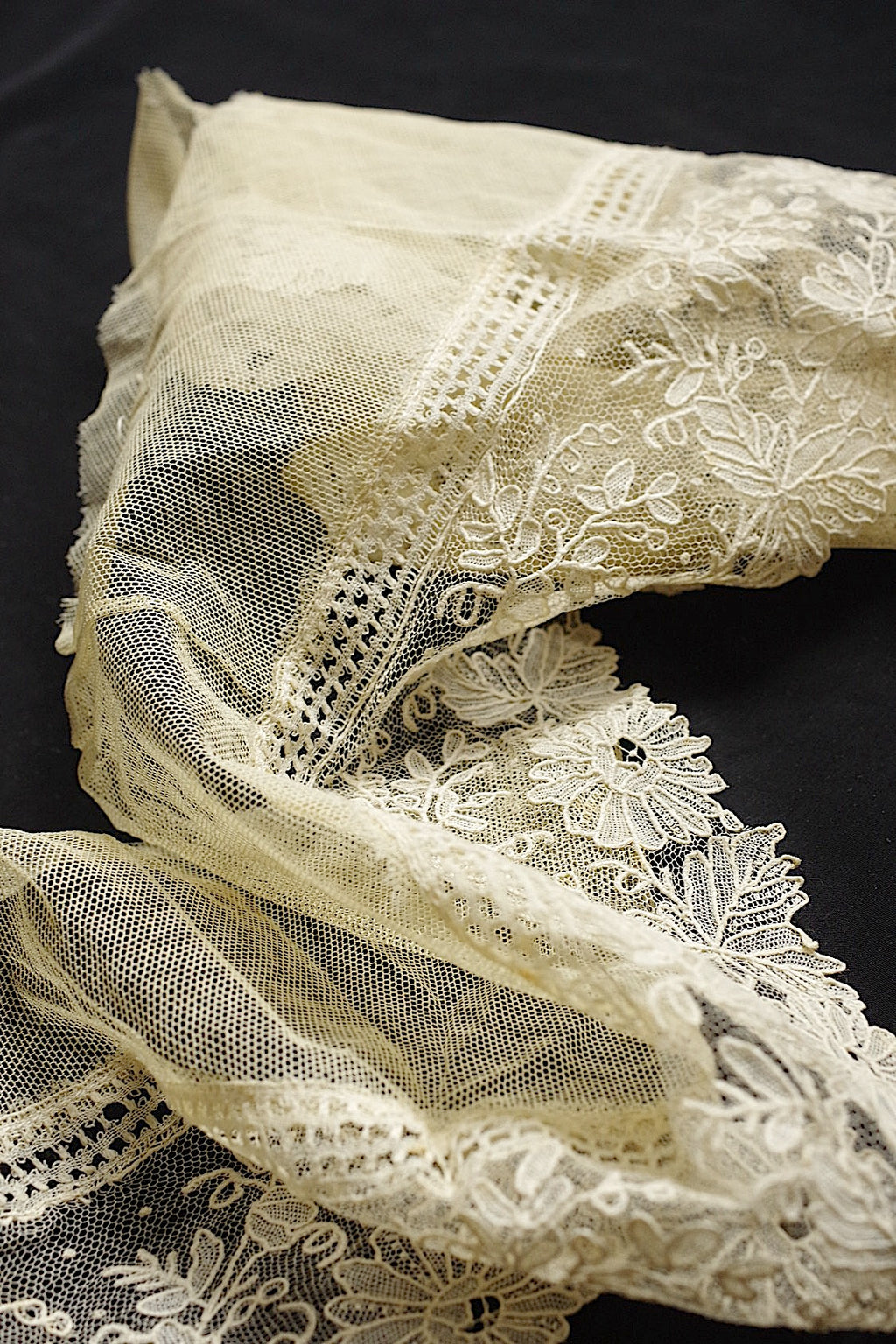 アンティークレース　dentelle ancienne　158cm
