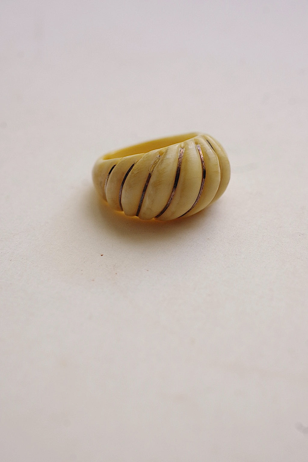 アンティークリング　bague ancien ゴールドライン