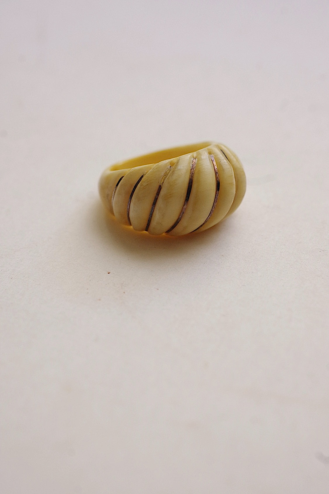 アンティークリング　bague ancien ゴールドライン