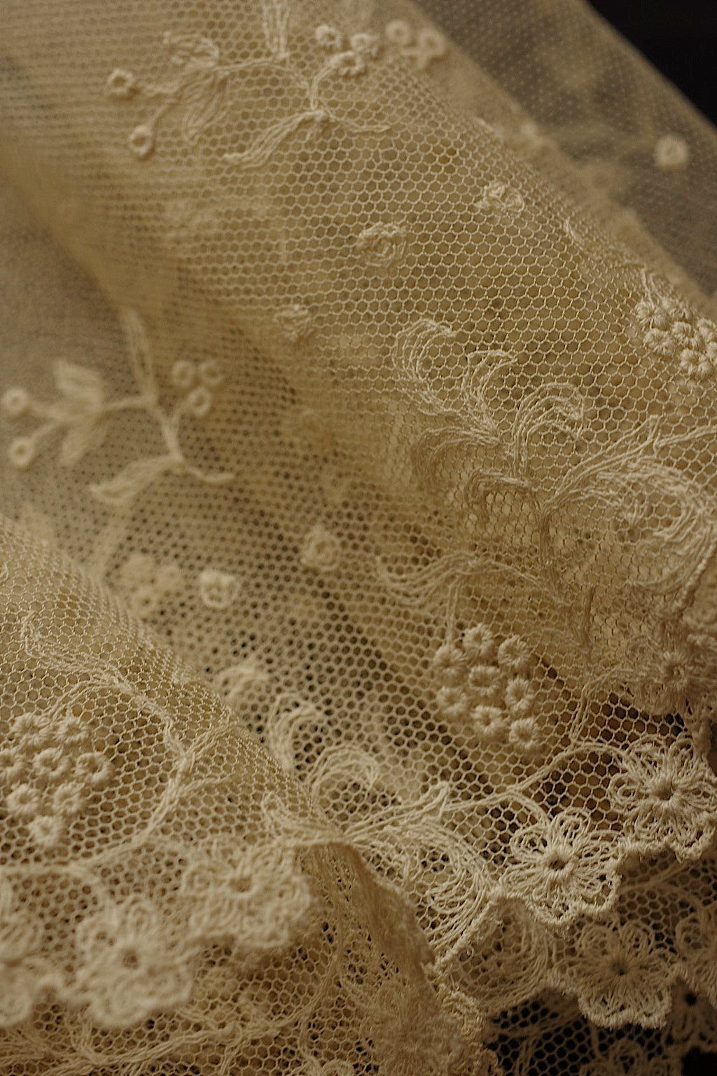 アンティークレース　dentelle ancienne　420cm