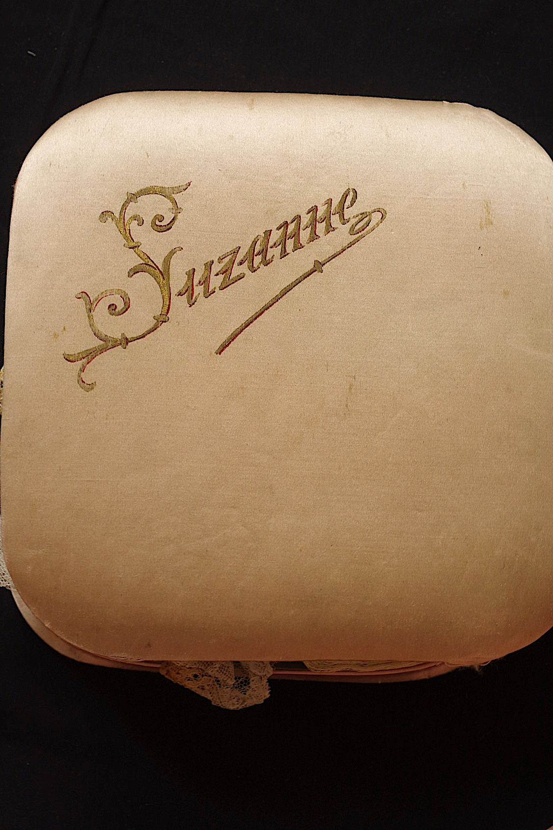 アンティークレース　dentelle ancienne　箱入り　１０種
