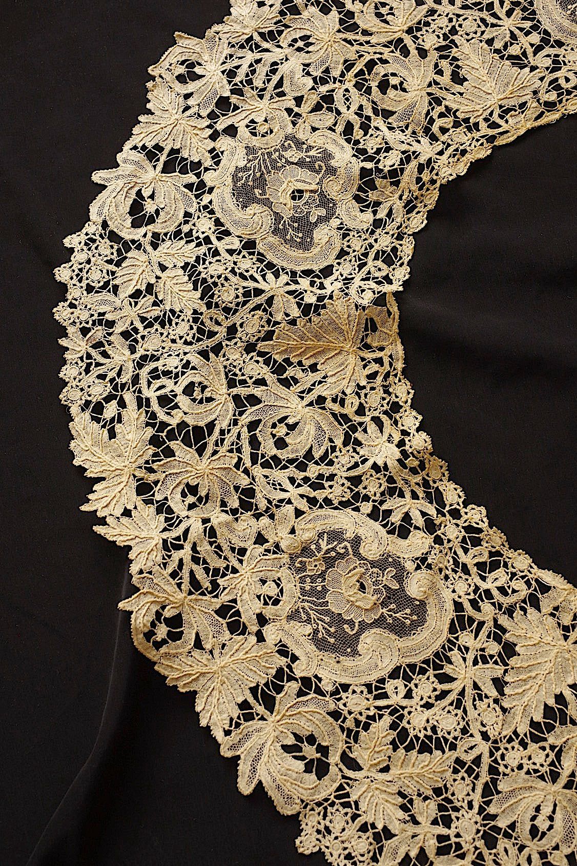 アンティークレース antique lace la dentelle - .FR a l'epoque