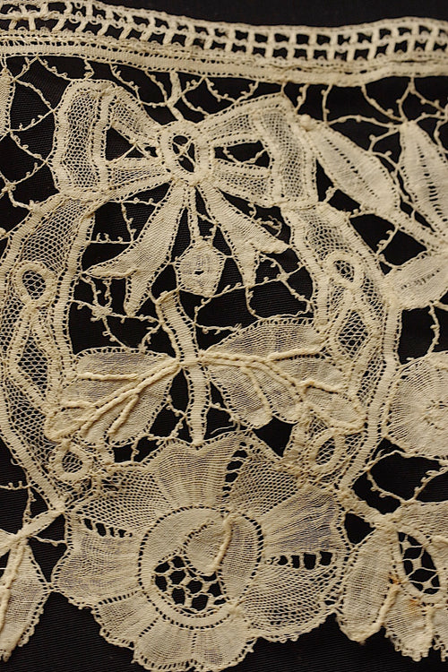 アンティークレース　dentelle ancienne　ホニトンlot ハギレ