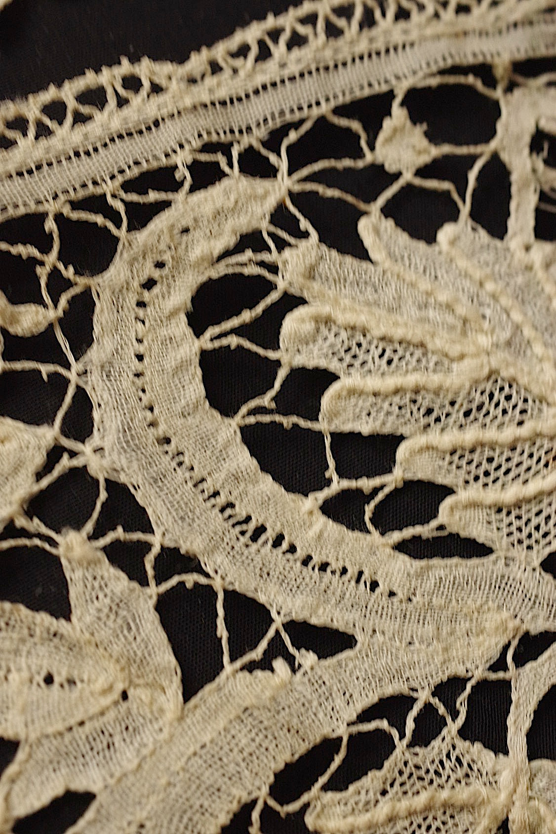 アンティークレース　dentelle ancienne　ホニトンlot ハギレ