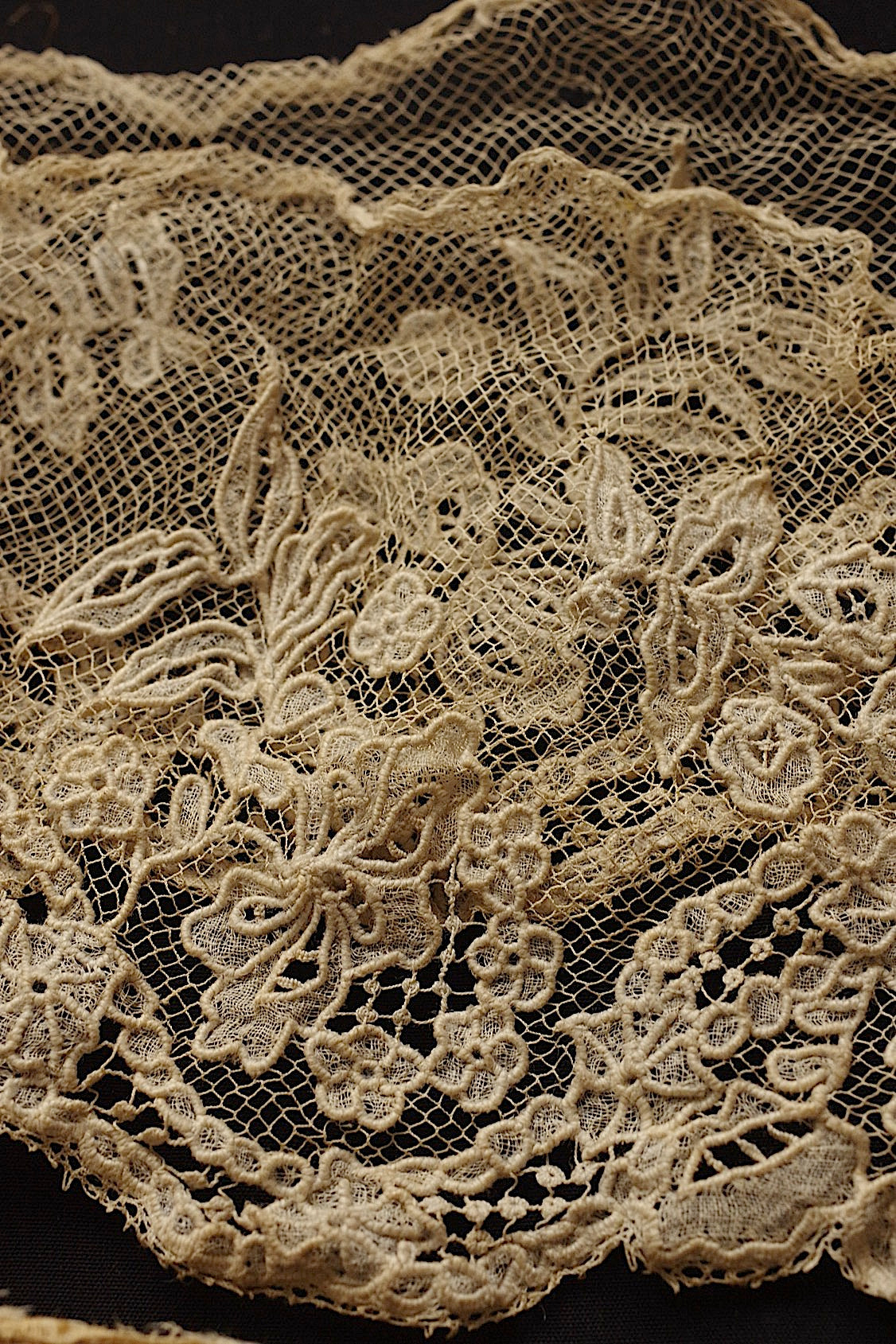 アンティークレース　dentelle ancienne　ブリュクセルレース　lot ハギレ