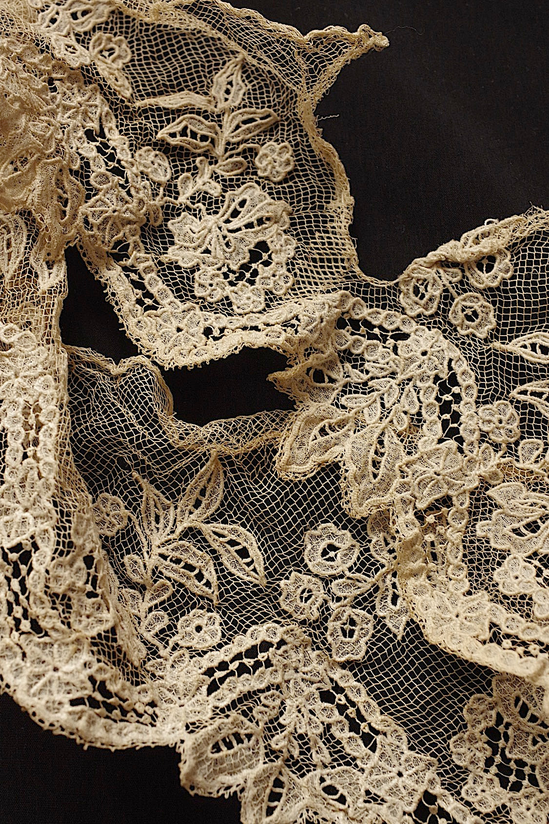 アンティークレース　dentelle ancienne　ブリュクセルレース　lot ハギレ