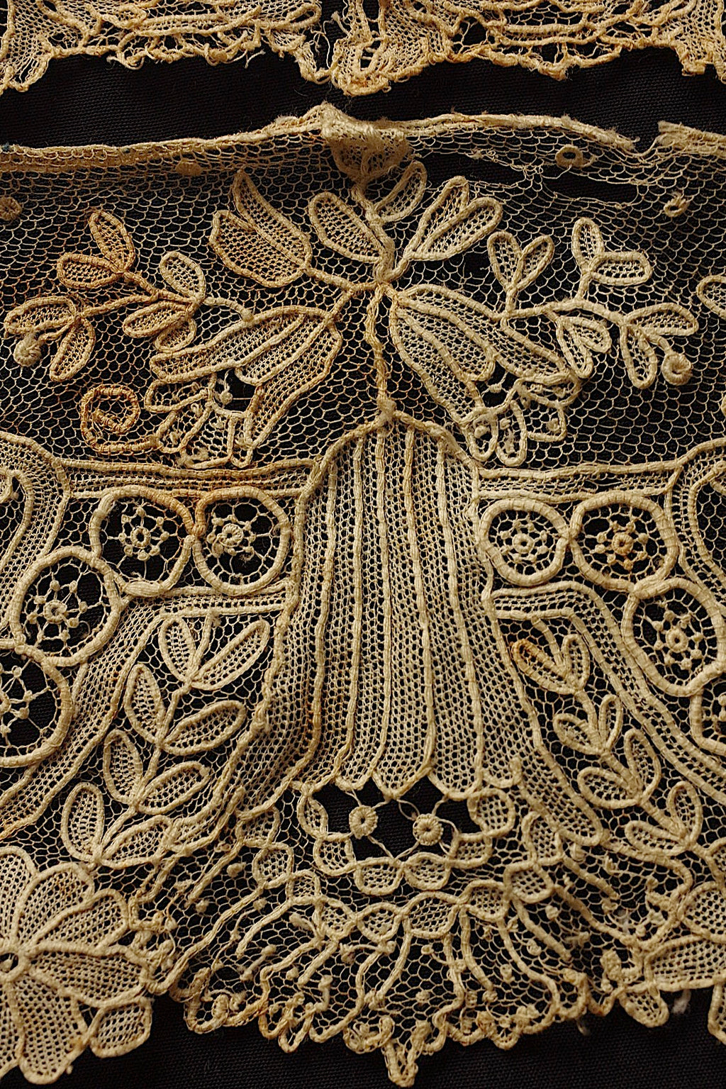 アンティークレース　dentelle ancienne　ブリュクセルレース　lot ハギレ