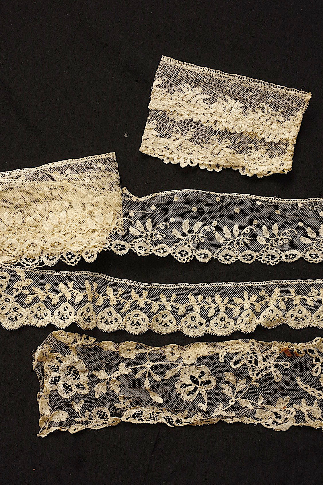 アンティークレース antique lace la dentelle - .FR a l'epoque