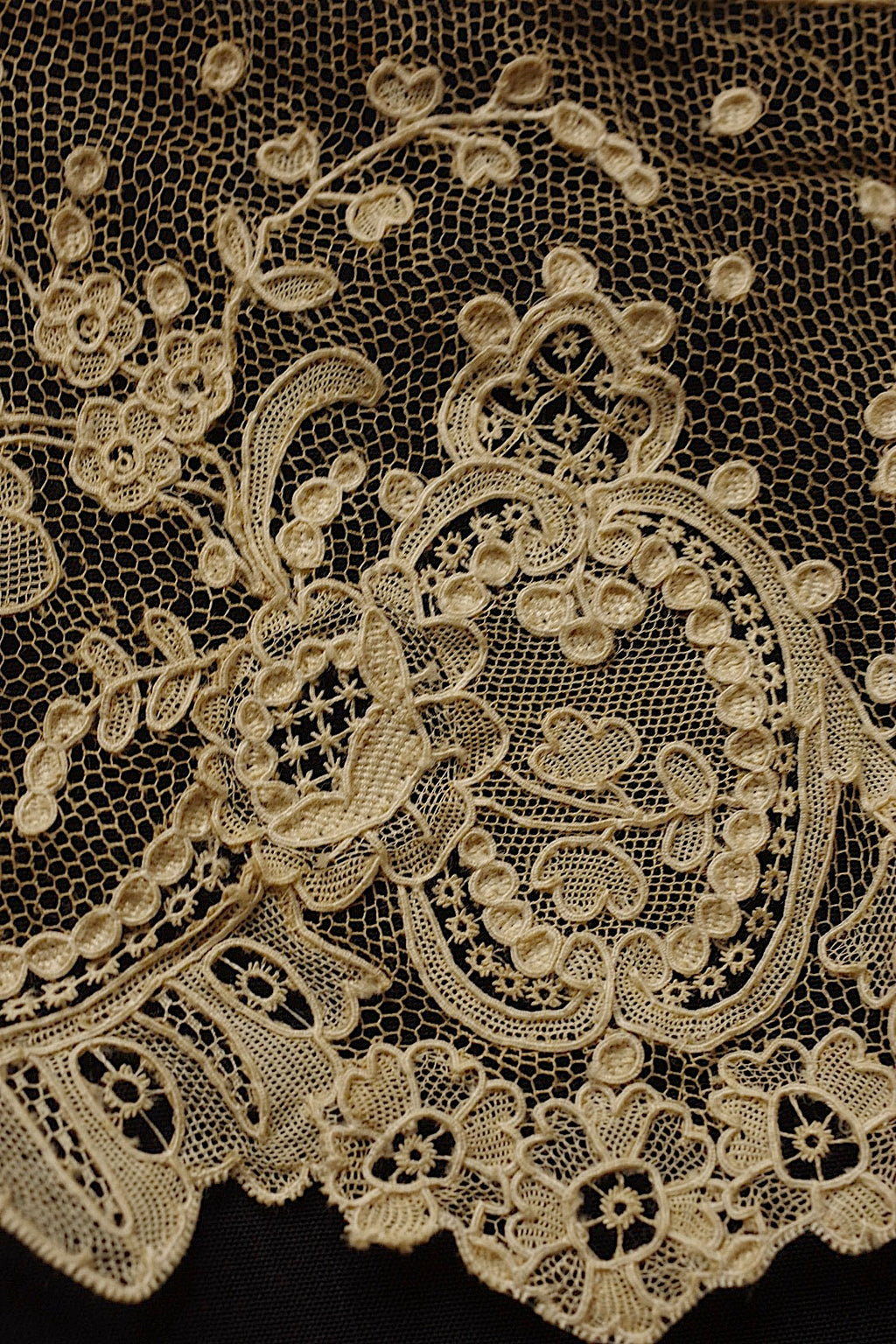 アンティークレース　dentelle ancienne　アランソン＋ブリュクセル ハギレ