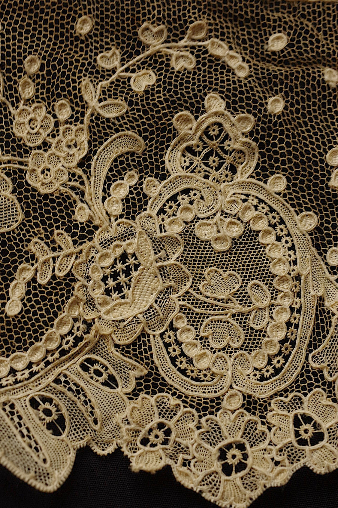 アンティークレース　dentelle ancienne　アランソン＋ブリュクセル ハギレ