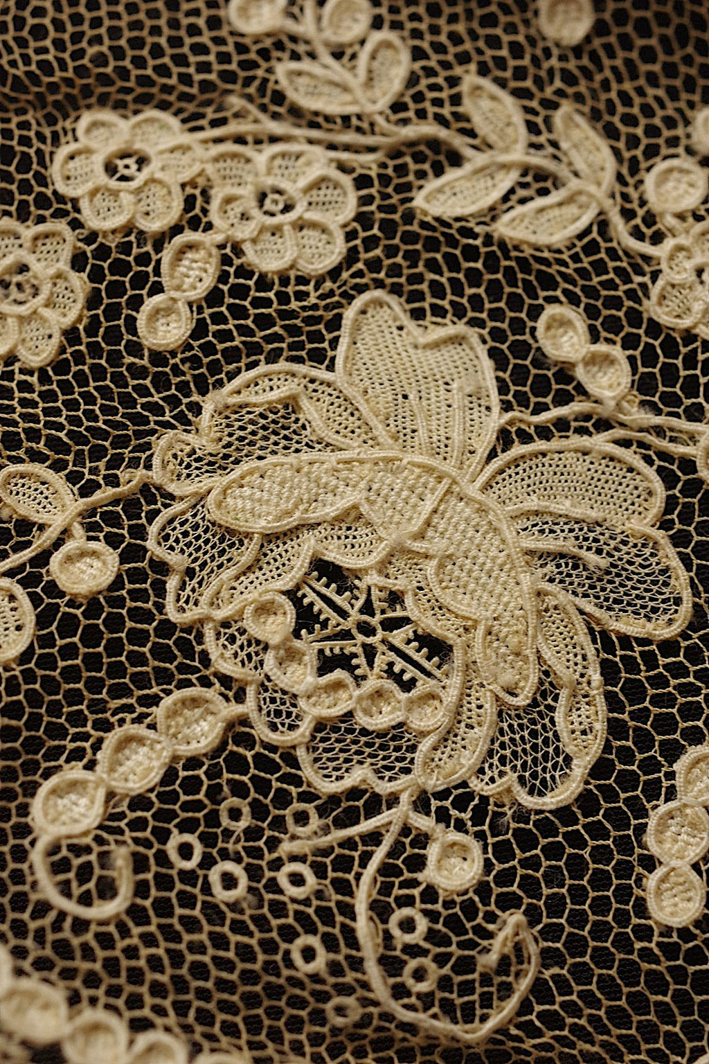 アンティークレース　dentelle ancienne　アランソン＋ブリュクセル ハギレ