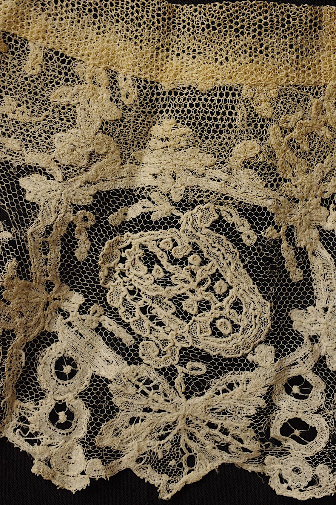 アンティークレース　dentelle ancienne　アプリカッション　ブリュクセルMIX