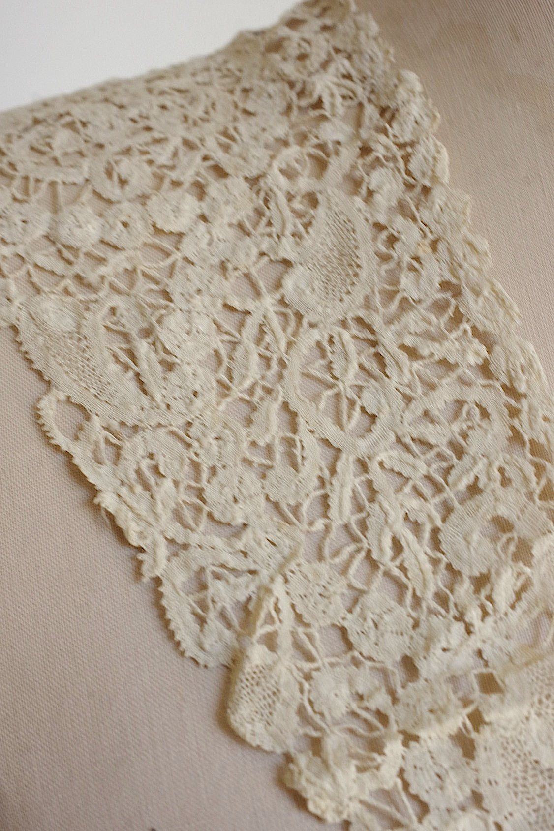 アンティークレース　dentelle ancienne　ロザリン　襟