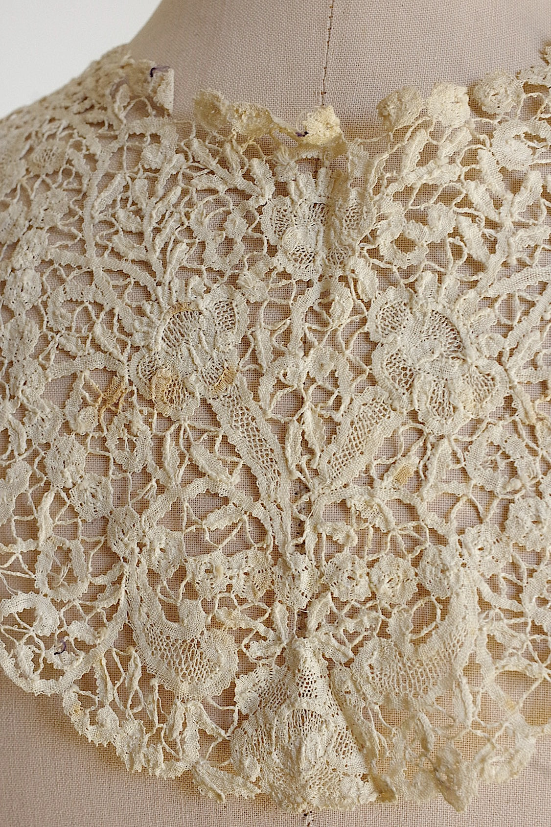 アンティークレース　dentelle ancienne　ロザリン　襟