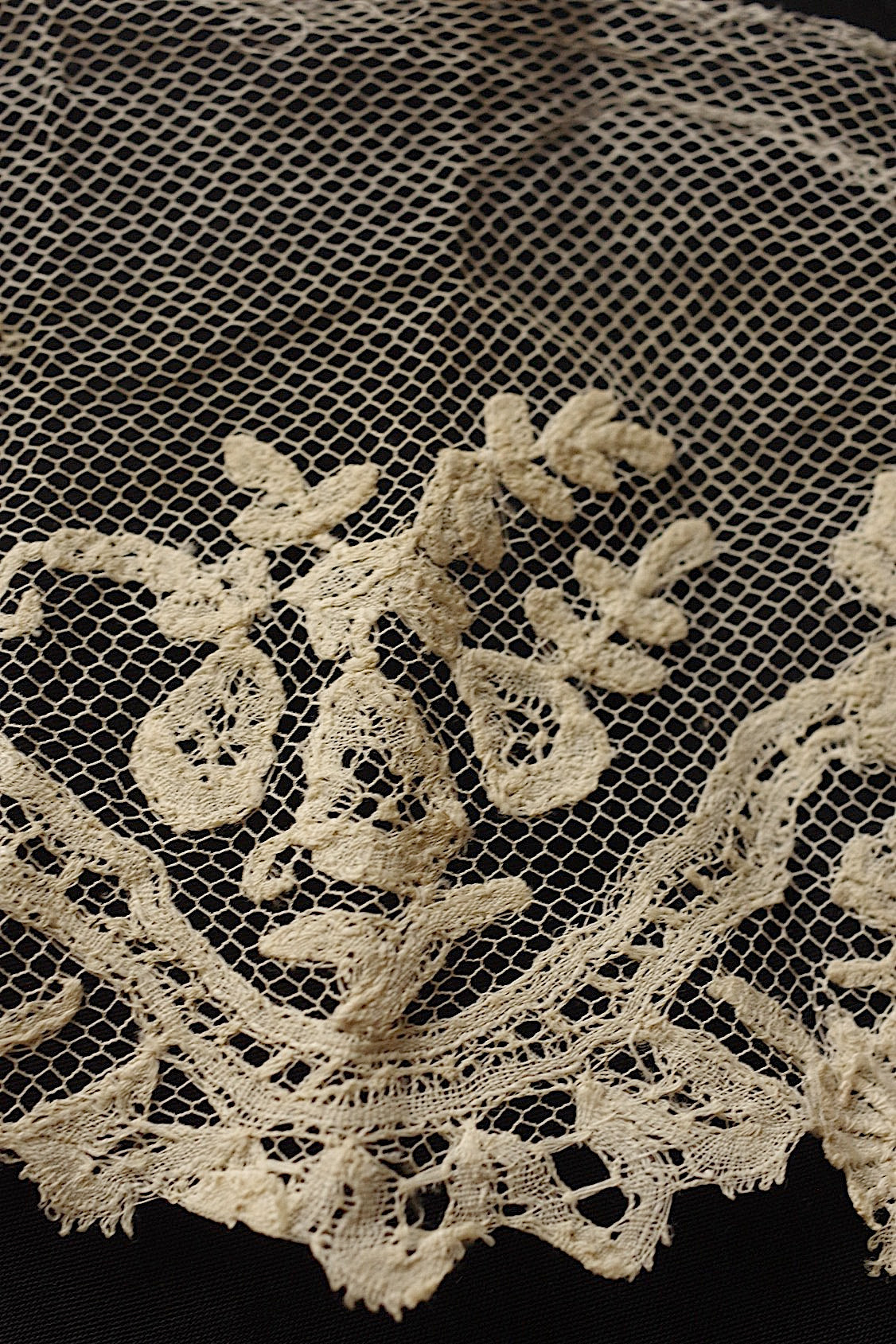 アンティークレース antique lace la dentelle - .FR a l'epoque