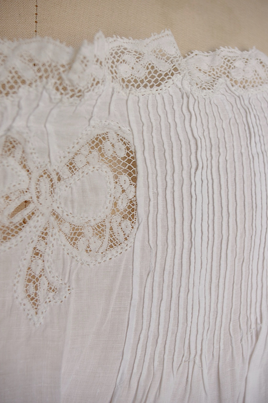 アンティークレーストップス　vêtement antique　tops