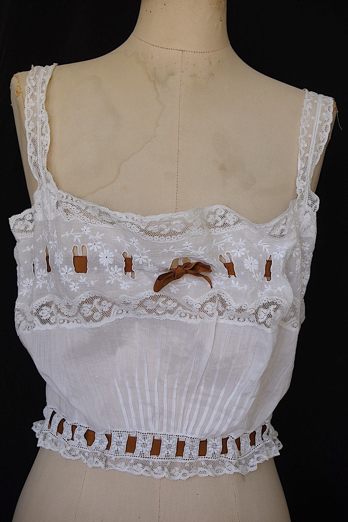 アンティークレーストップス　vêtement antique　tops リボン付き